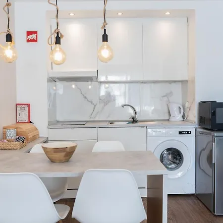 Apartment Old Town 5min To The Albufeira