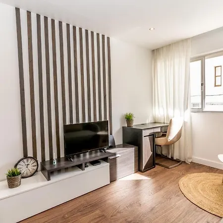 Old Town 5min To The Albufeira